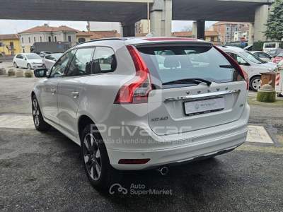 Volvo XC60 VOLVO XC60 D3 Momentum Bianco usata Moncalieri