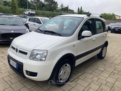 Fiat Panda 1.2 Climbing Natural Power Bianco usata Cortona