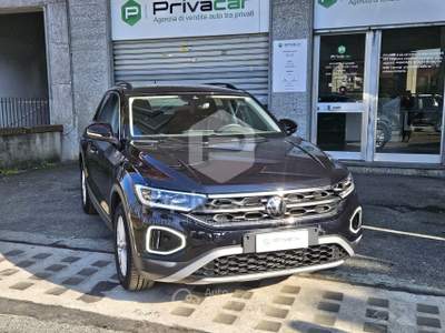 Volkswagen T-Roc VOLKSWAGEN T-Roc 1.0 TSI Life Nero usata Moncalieri