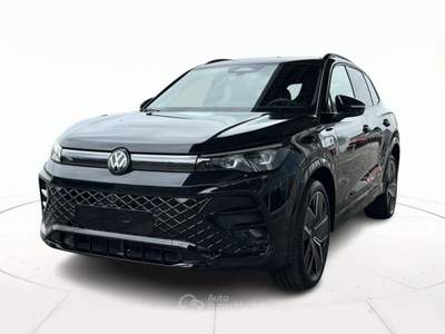 Volkswagen Tiguan Nuova Tiguan R-Line Plus 1.5 TSI eHybrid 150 kW (2 Nero usata Vicenza Volkswagen Tiguan Nuova Tiguan R-Line Plus 1.5 TSI eHybrid 150 kW (2 Nero usata Vicenza