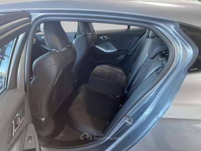 BMW Serie 1 120 120 i Aut. M Sport HYBRID 170cv Live Cockp PRO BLACK PACK Grigio usata Roma
