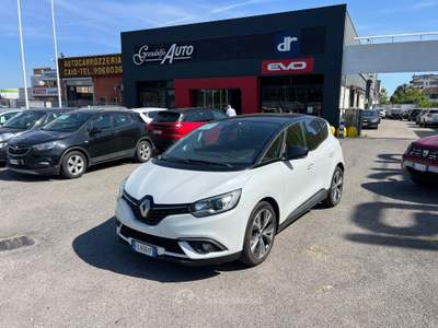 Renault Scénic Monovolume per famiglia Bianco usata Pantigliate