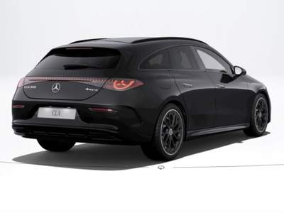 Mercedes-Benz CLA 350 4Matic EQ Shooting Brake AMG Line Premium Nero usata Verona