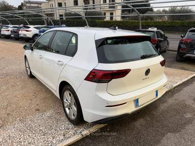 Volkswagen Golf 2.0 TDI DSG SCR Life OK NEOPATENTATI Bianco usata SAN PIETRO IN CARIANO