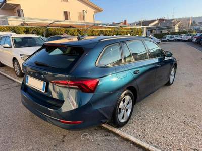 Skoda Octavia 2.0 TDI EVO SCR DSG Wagon Executive OK NEOP. Blu/Azzurro usata SAN PIETRO IN CARIANO