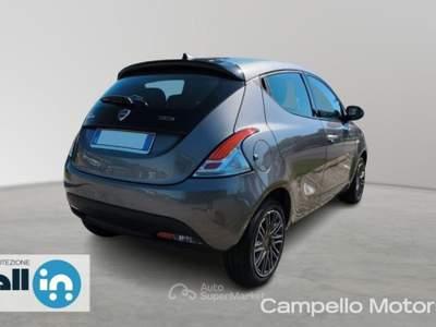 Lancia Ypsilon Ypsilon 1.0 70cv Hybrid S&S Silver Grigio usata Venezia