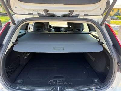Volvo V60 Cross Country D4 AWD Geartronic Business Plus Tetto Bianco usata Rivignano Teor