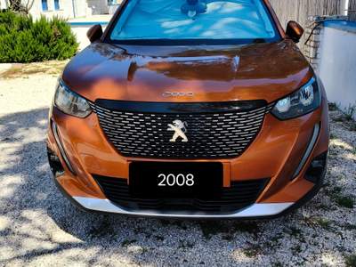 Peugeot 2008 Unico proprietario, no fumatore usata ANDRIA