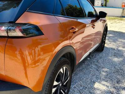 Peugeot 2008 Unico proprietario, no fumatore usata ANDRIA