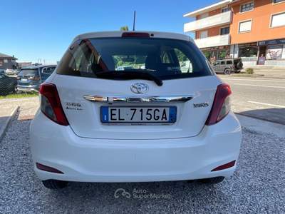 Toyota Yaris 5 porte Lounge Bianco usata Tricesimo