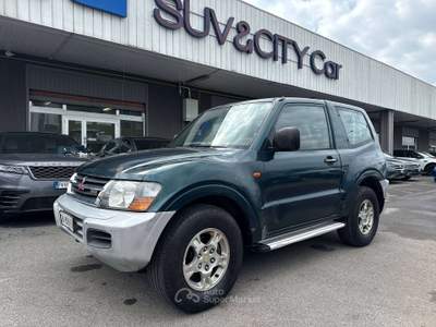 Mitsubishi Pajero 3p 3.2 tdi 16v di-d GANCIO TRAINO Verde usata Lallio