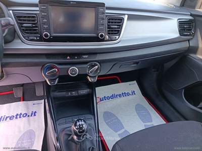 Kia Rio 1.2 MPi GPL Evolution Bianco usata Bergamo