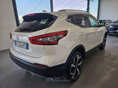 Nissan Qashqai 1.5 dci Tekna  110cv /tetto panoramico/telecamera Bianco usata Martinengo