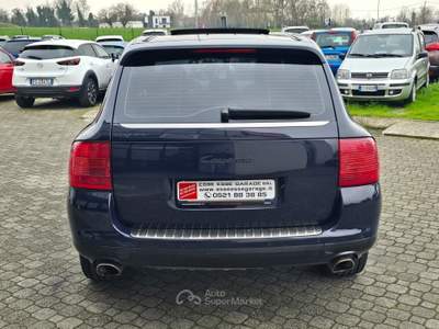 Porsche Cayenne 3.2 V6|TETTO APRIBILE|DARK BLUE (LA5Q) Blu/Azzurro usata Calestano