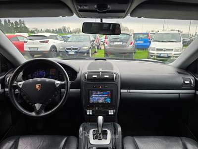 Porsche Cayenne 3.2 V6|TETTO APRIBILE|DARK BLUE (LA5Q) Blu/Azzurro usata Calestano