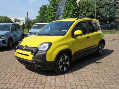 Fiat Pandina 1.0 FireFly 70cv S&S Hybrid Cross Giallo usata Seregno