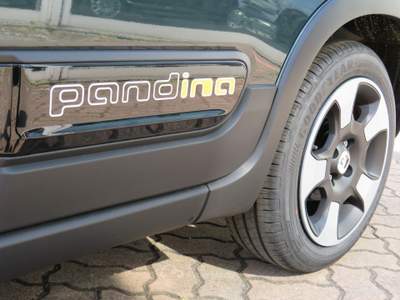 Fiat Pandina 1.0 FireFly 70cv S&S Hybrid Cross Verde usata Seregno