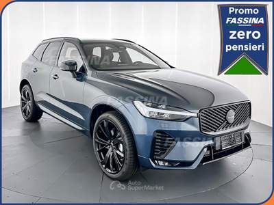 Volvo XC60 XC60 B5 AWD Plus Black Edition Blu/Azzurro usata Milano