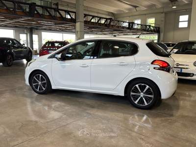Peugeot 208 208 5p 1.2 puretech Allure 82cv usata Mazzano