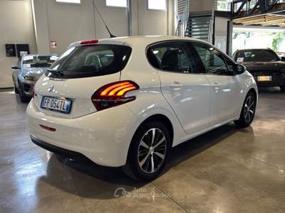 Peugeot 208 208 5p 1.2 puretech Allure 82cv usata Mazzano