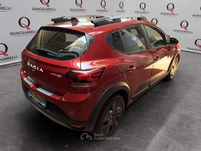 Dacia Sandero STEPWAY 1.0 TCE COMFORT ECO-G 100CV Rosso usata Milano