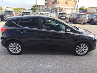 Ford Fiesta TITANIUM 5P. 1.1 GPL Nero usata Cherasco