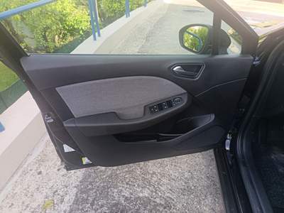 Renault Clio 1.0 TCE 74KW GPL TECHNO Nero usata Villaga