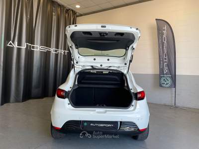 Renault Clio 1.2 16v 75cv Zen Bianco usata Leini