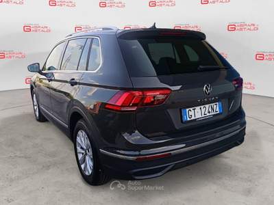 Volkswagen Tiguan 2.0 TDI 110KW SCR EVO Life DSG Grigio usata Villaga