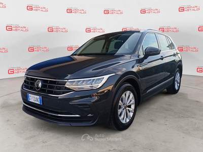 Volkswagen Tiguan 2.0 TDI 110KW SCR EVO Life DSG Grigio usata Villaga