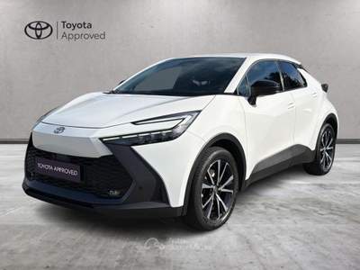 Toyota C-HR 2.0 PHEV E-CVT Trend Bianco usata Varese