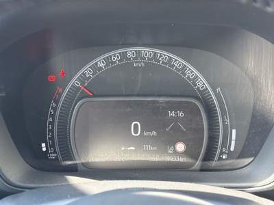 Toyota Aygo X 1.0B (72 CV) Active Bianco usata Varese