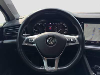 Volkswagen Touareg 3.0 V6 tdi Advanced R-Line Exterior Pack 286cv tiptronic Nero usata Cappella Maggiore
