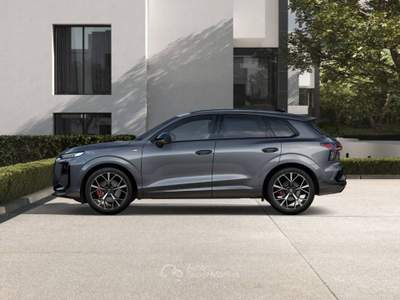Audi Q3 2.0 tdi S line edition 150cv s-tronic Grigio usata Cappella Maggiore