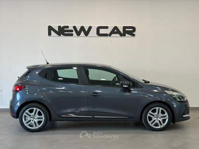 Renault Clio 0.9 TCe 12v 75 cv 5p generation (56 kw) Grigio usata Caresanablot