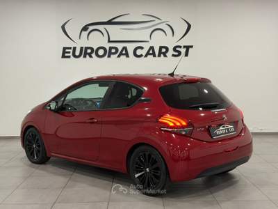 Peugeot 208 Touch PureTech 82cv Lilla usata Caresanablot