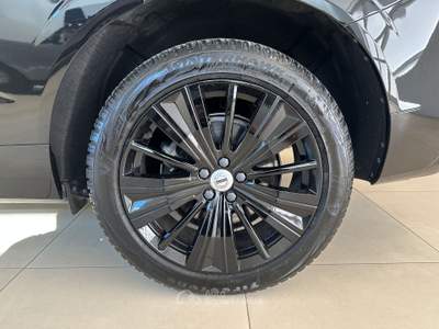 Volvo XC60 B4 D AWD automatico Ultimate Bright Nero usata Forlì