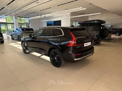 Volvo XC60 B4 D AWD automatico Ultimate Bright Nero usata Forlì