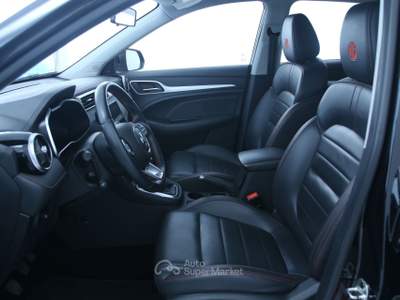 MG ZS 1.5 VTi-Tech Luxury Telecamera di parcheggio 360°/Fari bi-funzione a LED Nero usata Feltre