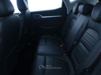 MG ZS 1.5 VTi-Tech Luxury Telecamera di parcheggio 360°/Fari bi-funzione a LED Nero usata Feltre