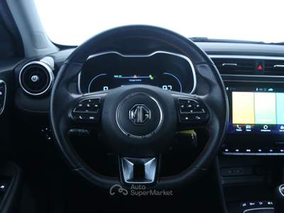 MG ZS 1.5 VTi-Tech Luxury Telecamera di parcheggio 360°/Fari bi-funzione a LED Nero usata Feltre