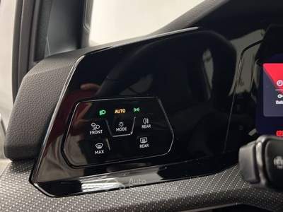 Volkswagen Golf 1.5 eTSI EVO ACT 110kW R-Line DSG Bianco usata Galbiate
