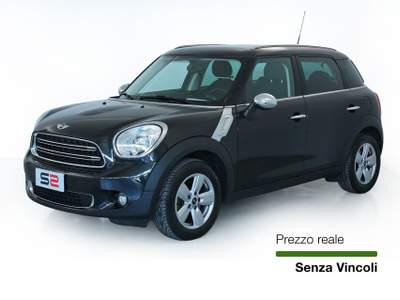 MINI Countryman One Vetri posteriori e lunotto oscurati/Climatizzatore automatico /Park Distance Control posteriore Nero usata Feltre