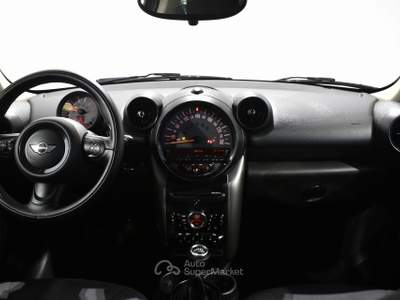 MINI Countryman One Vetri posteriori e lunotto oscurati/Climatizzatore automatico /Park Distance Control posteriore Nero usata Feltre