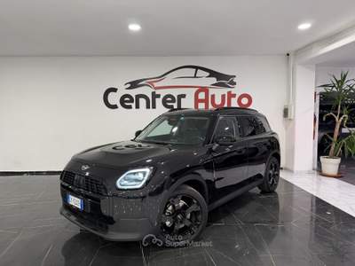 MINI Countryman D 48V Favoured usata Caresanablot