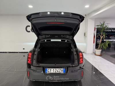 MINI Countryman D 48V Favoured usata Caresanablot