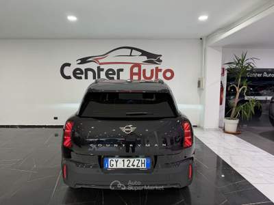 MINI Countryman D 48V Favoured usata Caresanablot