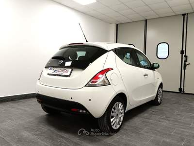 Lancia Ypsilon GPL Gold * TUA CON ANTICIPO 0 DA 200,00 € * Bianco usata Giugliano in Campania