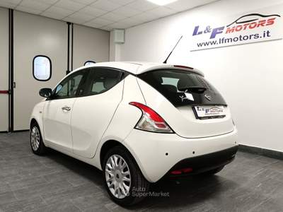 Lancia Ypsilon GPL Gold * TUA CON ANTICIPO 0 DA 200,00 € * Bianco usata Giugliano in Campania