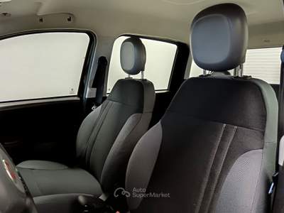 Fiat Panda 1.2 69cv Lounge Nero usata Giugliano in Campania